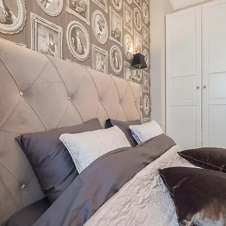 Apartment Wiezienna *